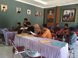 PROSES EVALUASI PENAWARAN PENGADAAN BARANG PEMBANGUNAN BALAI BUDAYA 